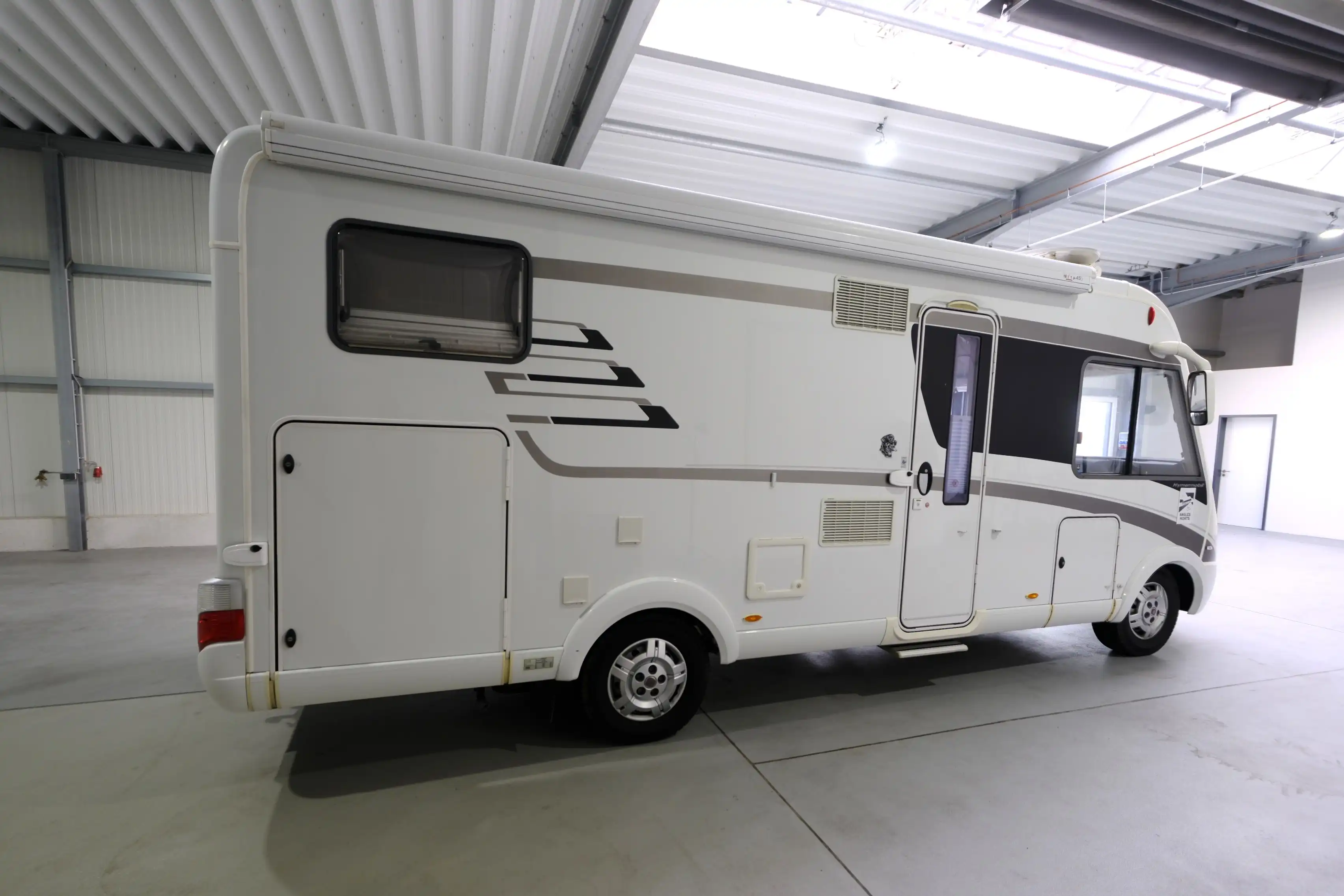 HYMER-ERIBA B 594 PL